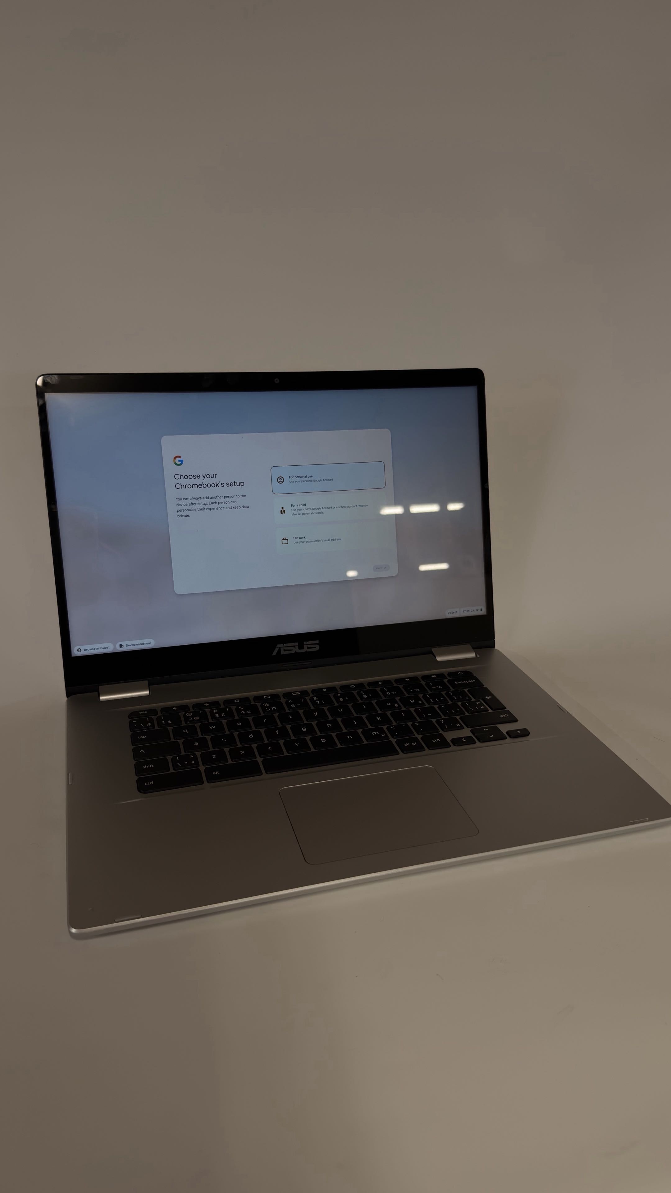 ASUS Chromebook C523